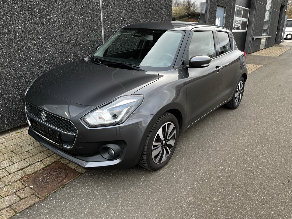 Suzuki Swift 1,2 Dualjet Exclusive CVT 5d