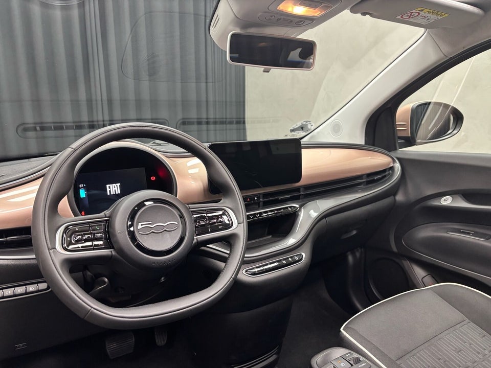 Fiat 500e 42 Icon Cabrio 2d