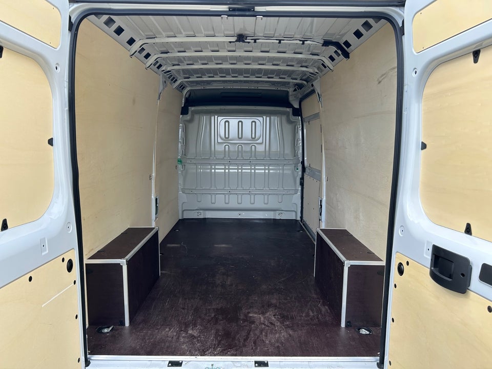 Peugeot e-Boxer 435 110 L3H2 Premium