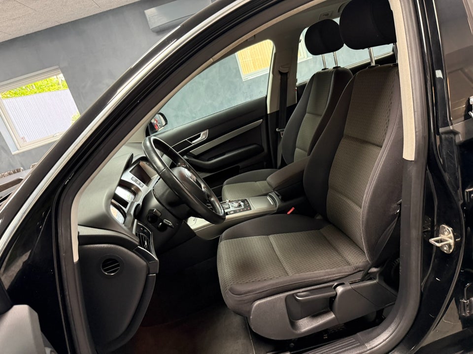 Audi A6 2,4 V6 Avant Multitr. 5d