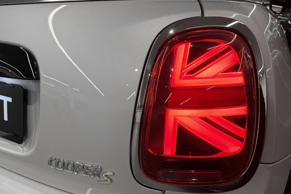 MINI Cooper SE Younique Trim 3d