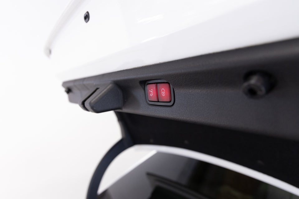 Mercedes EQE300 AMG Line 4d