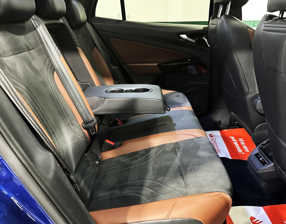 VW ID.4 77 Pro Performance Tech 5d