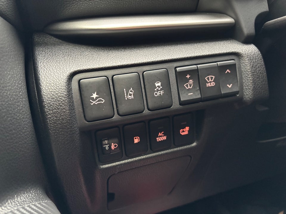 Mitsubishi Eclipse Cross 2,4 PHEV Intense CVT 4WD 5d