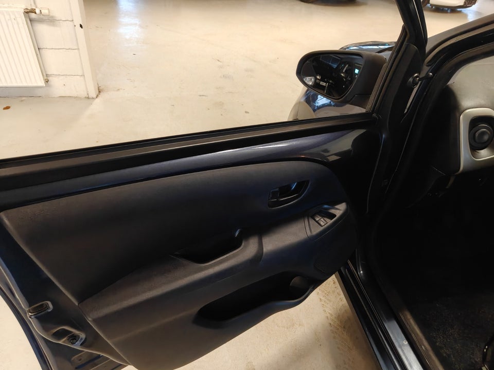 Citroën C1 1,2 PureTech Feel 5d