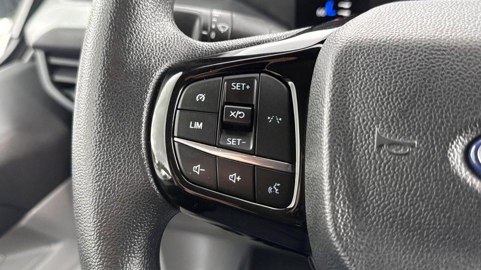 Ford Transit Custom 320 L2 2,5 PHEV Trend CVT