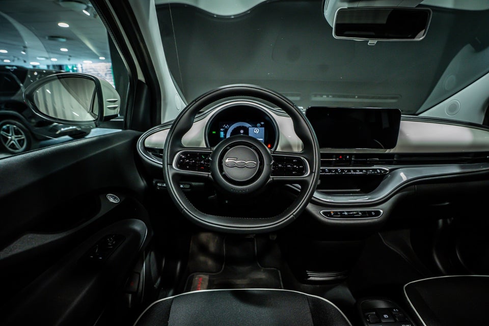 Fiat 500e 42 Icon Cabrio 2d