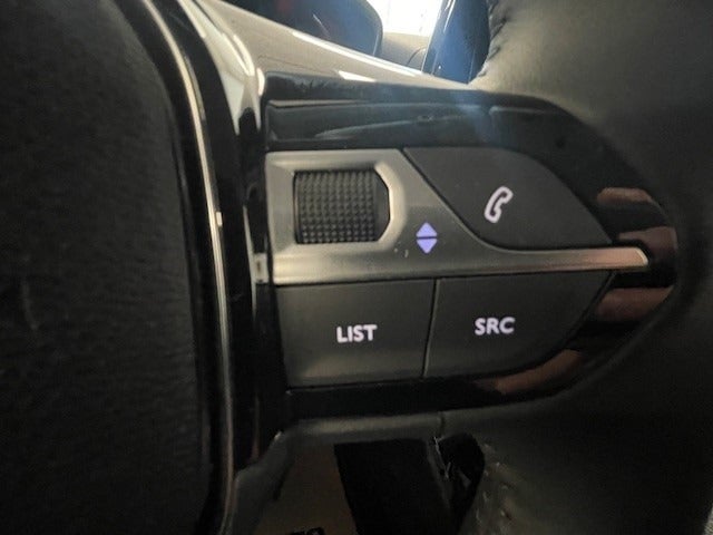 Peugeot e-208 50 Style 5d