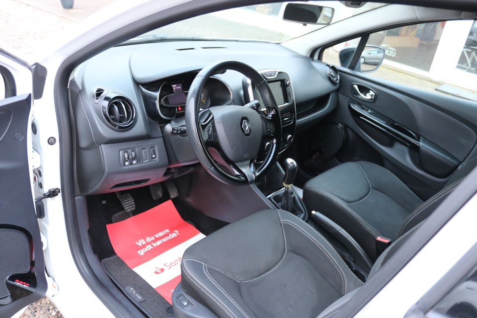 Renault Clio IV 0,9 TCe 90 Expression Sport Tourer 5d