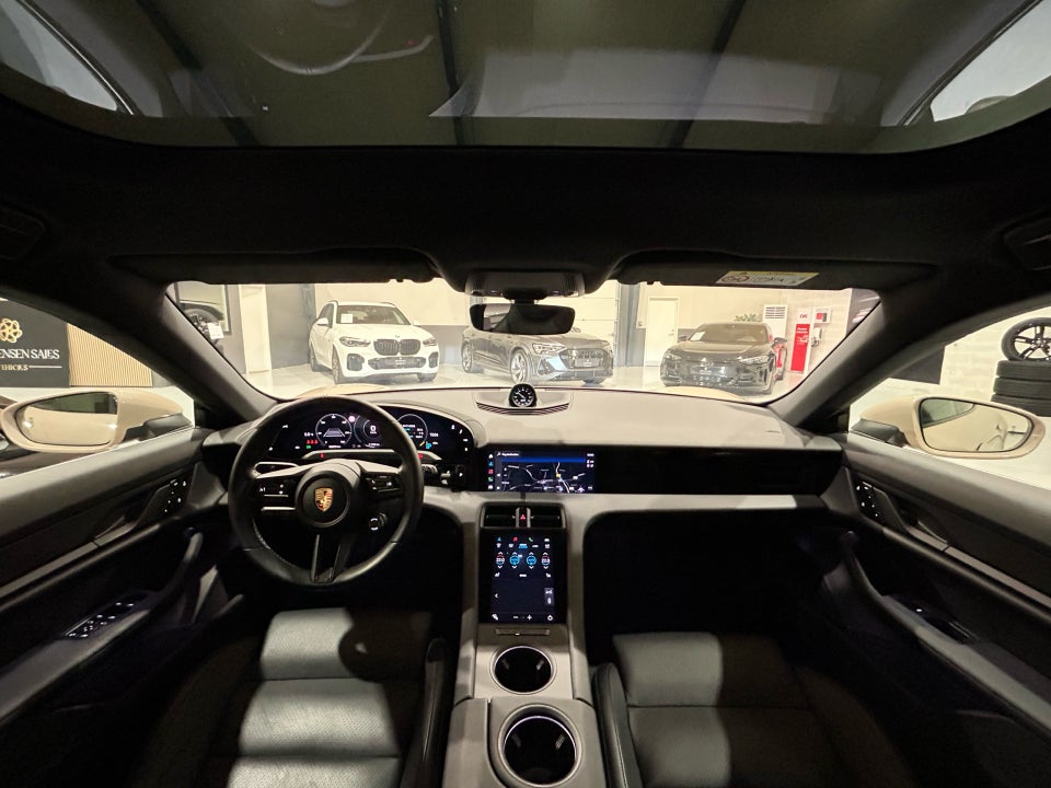 Porsche Taycan Performance+ Sport Turismo 5d