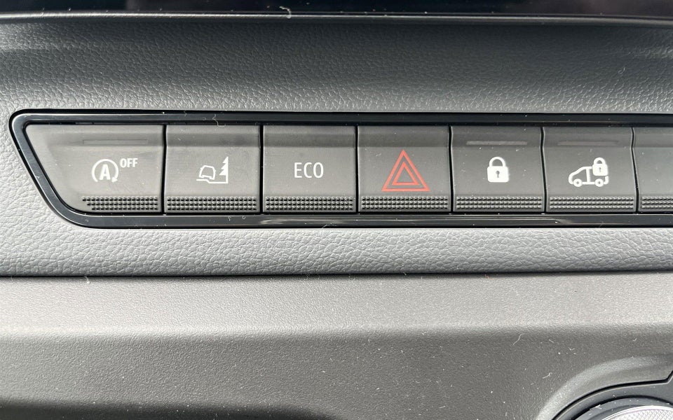 Nissan Interstar 2,0 dCi 150 L3H2 N-Connecta Van