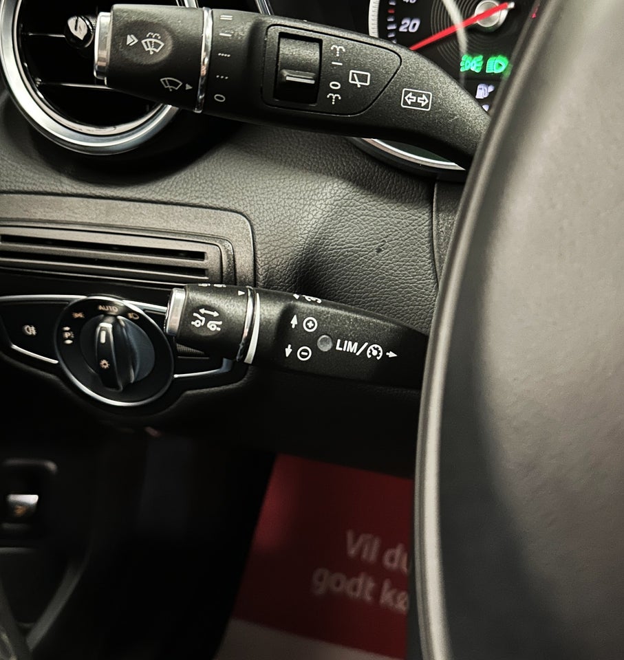 Mercedes C220 d 2,2 Avantgarde stc. aut. 5d