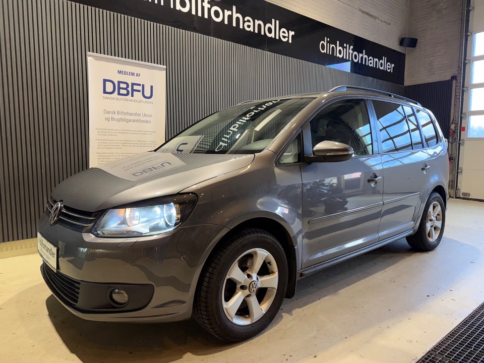 VW Touran 2,0 TDi 140 Comfortline BMT 7prs 5d