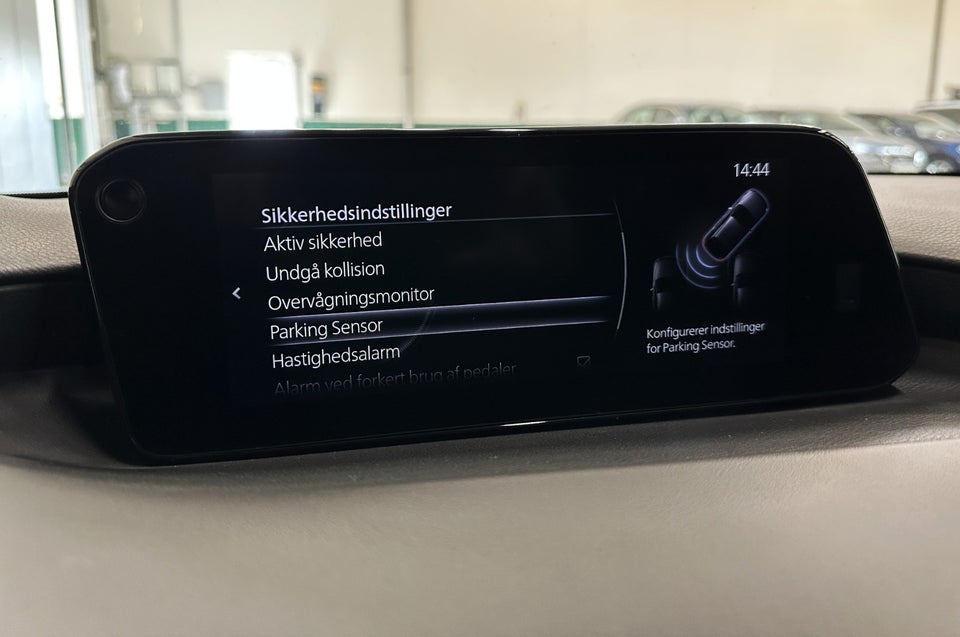 Mazda 3 2,0 SkyActiv-G 122 Cosmo aut. 5d