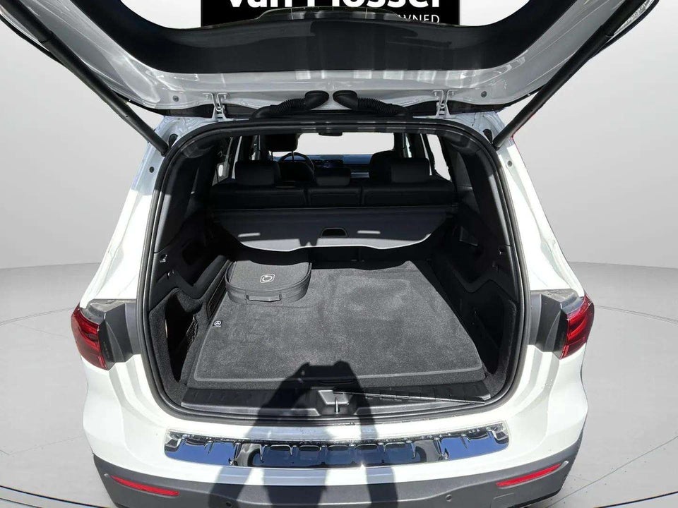 Mercedes EQB250+ AMG Advance 5d