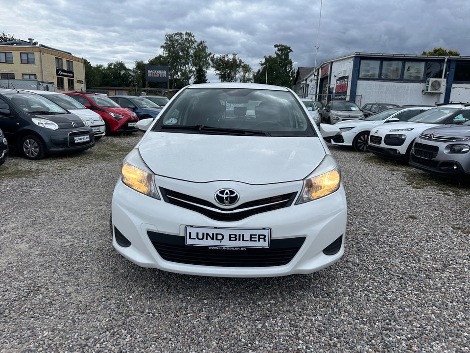 Toyota Yaris 1,0 VVT-i T2 Touch 5d