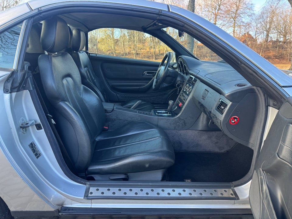 Mercedes SLK230 2,3 Kompressor aut. 2d