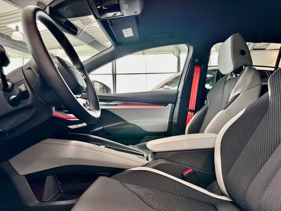 Skoda Elroq 85 iV Lodge Maxx 5d