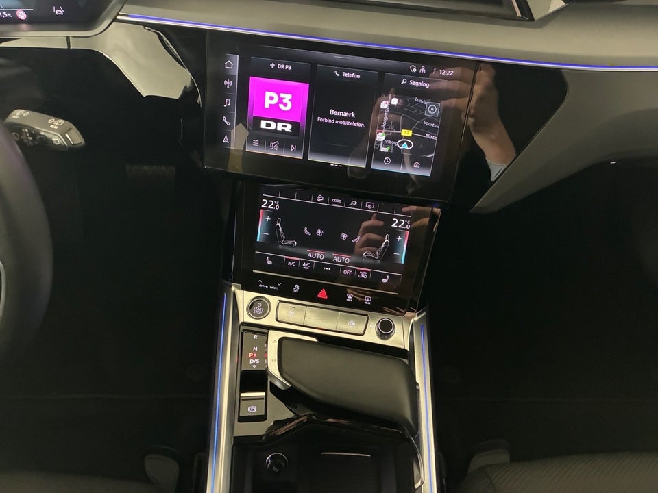 Audi Q8 e-tron 55 Prestige quattro 5d