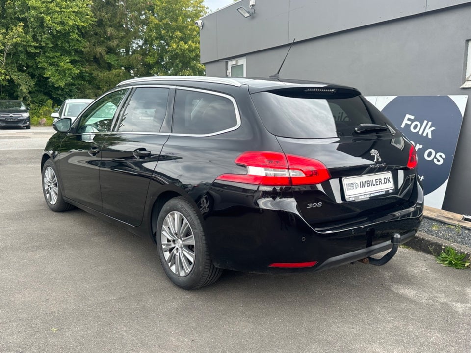 Peugeot 308 1,5 BlueHDi 130 Allure+ Sky SW 5d