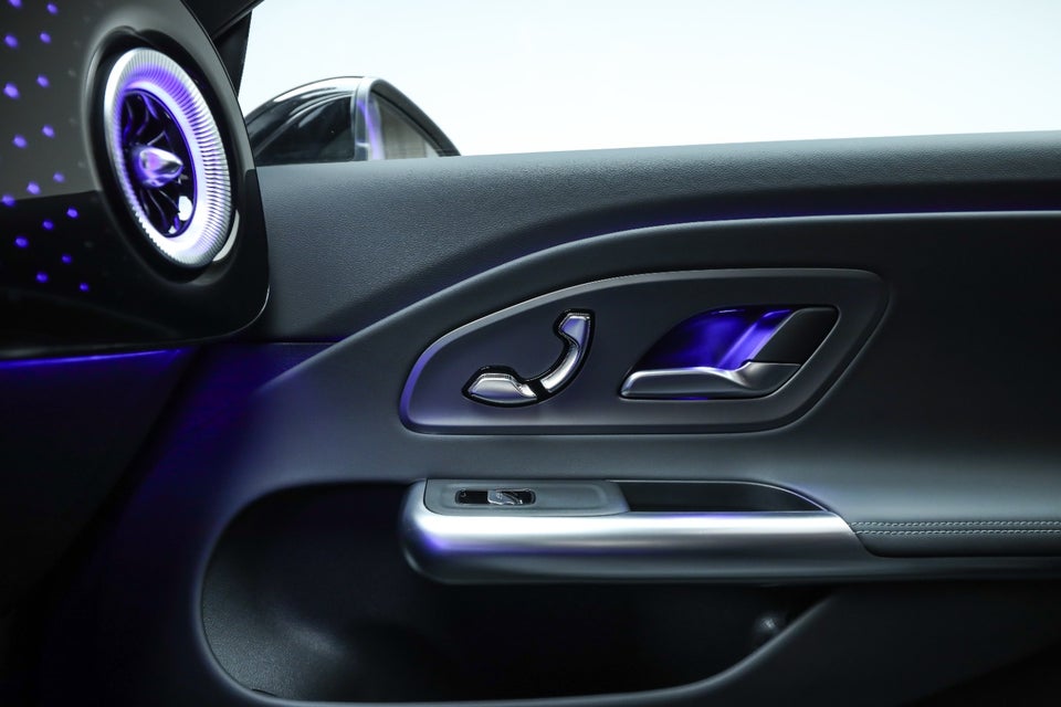 Mercedes CLA250+ EQ Progressive Premium 4d