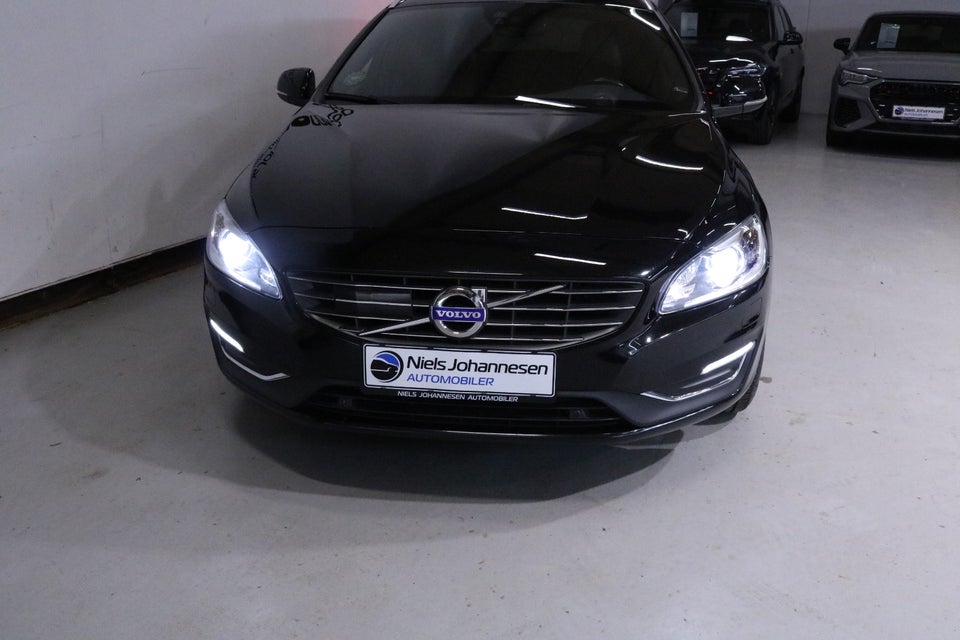 Volvo V60 2,0 D4 190 Summum Eco aut. 5d