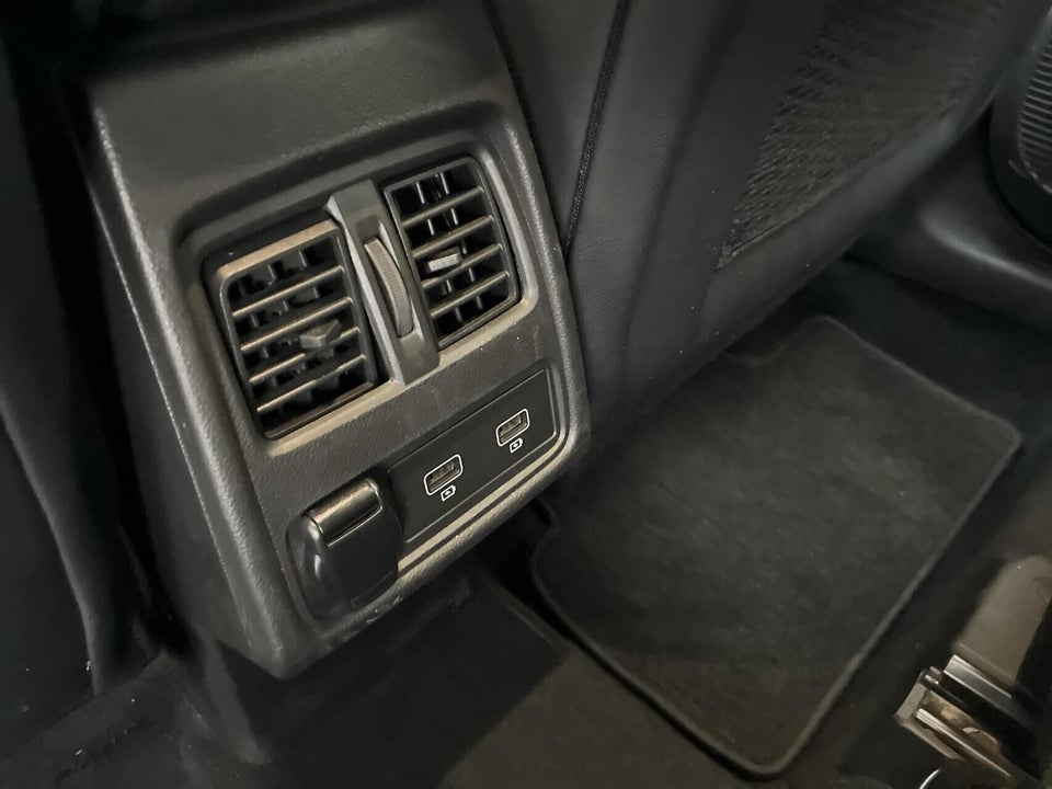 Renault Captur 1,6 E-Tech Intens 5d