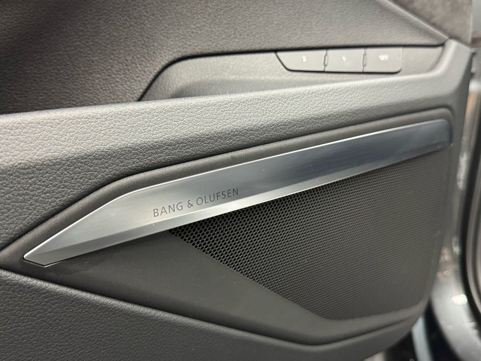 Audi e-tron S Sportback quattro 5d