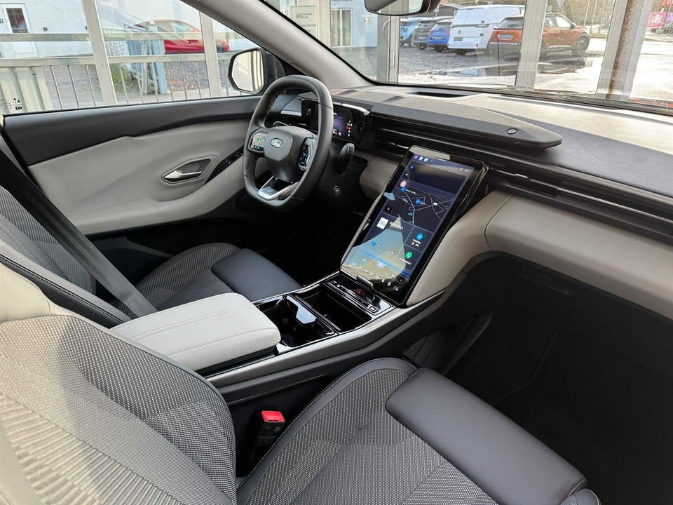 Ford Explorer 82 Select Extended Range 5d