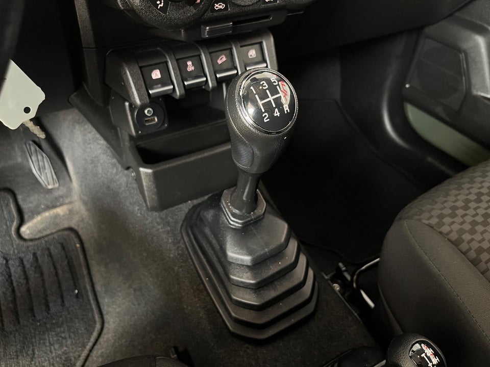 Suzuki Jimny 1,5 Touch AllGrip Van 3d
