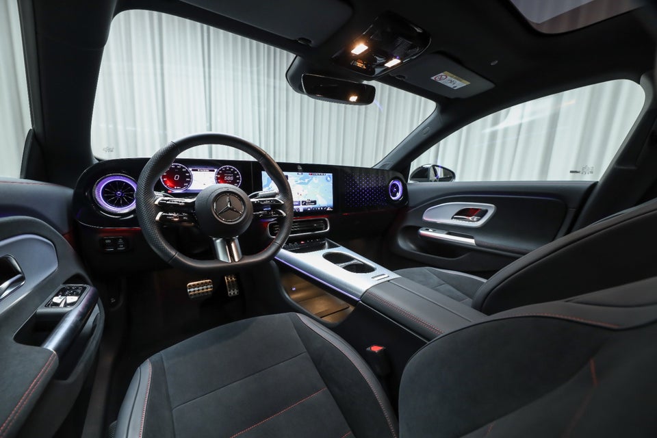 Mercedes CLA250+ EQ AMG Advance Plus 4d