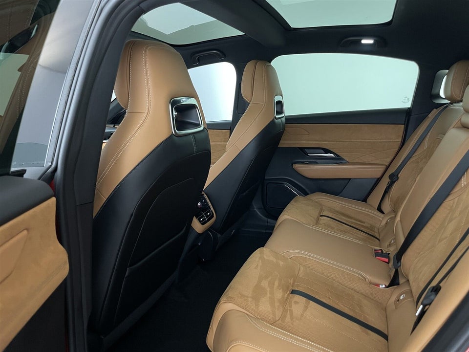 Mazda 6e Takumi+ Long Range 5d