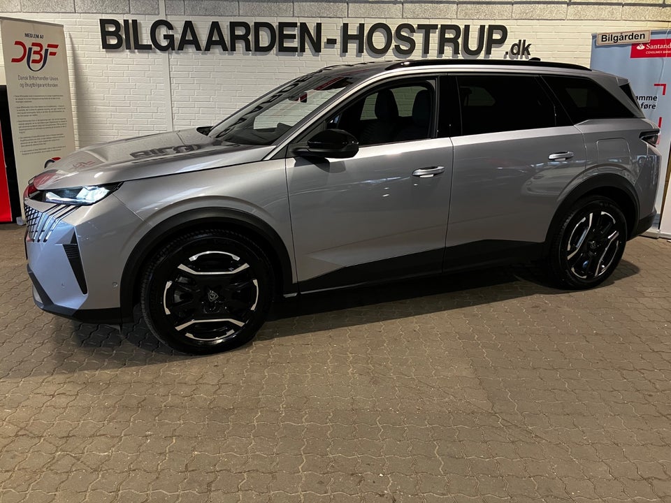 Peugeot e-5008 77 Allure 7prs 5d