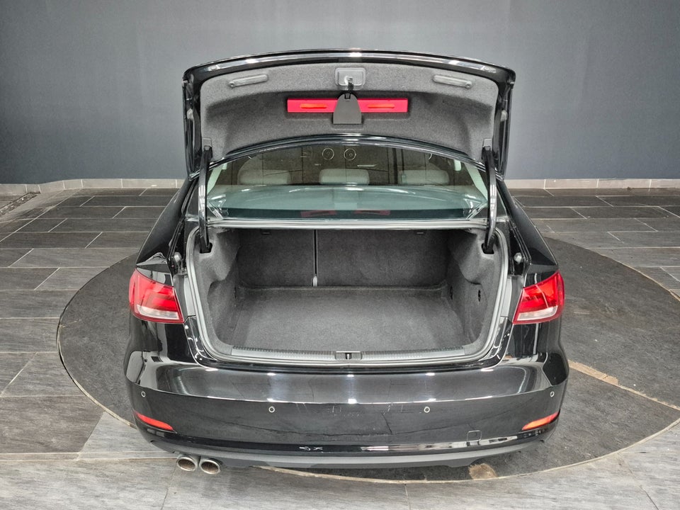 Audi A3 1,4 TFSi 140 Ambition S-tr. 4d
