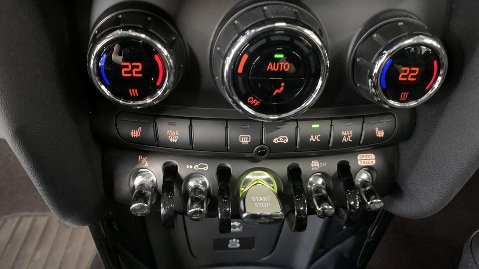 MINI Cooper SE Edition Premium Plus 3d