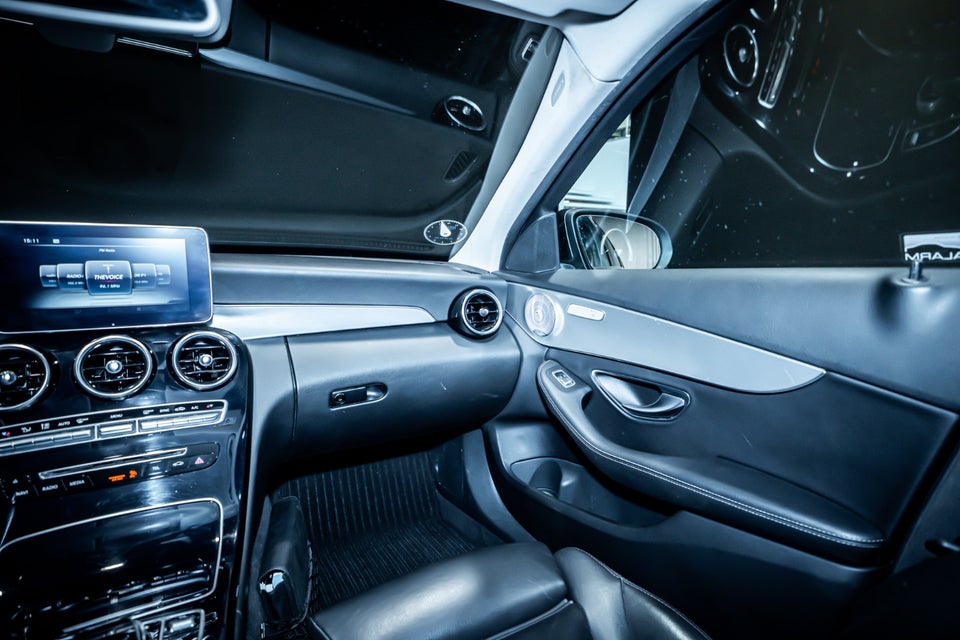 Mercedes C220 d 2,2 Avantgarde stc. aut. 5d