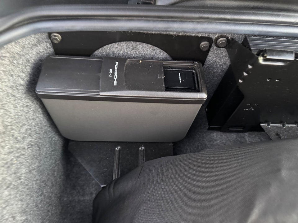 Porsche 911 Carrera 3,4 Coupé 2d