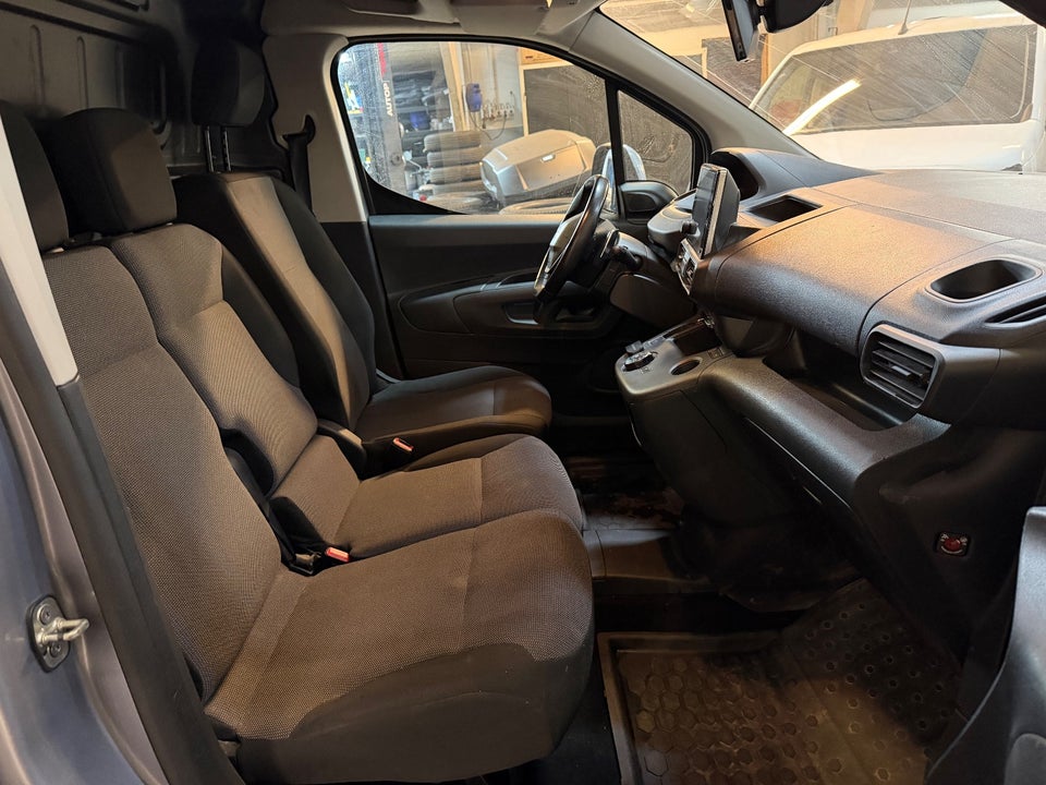 Peugeot Partner 1,5 BlueHDi 130 L2V2 Ultimate EAT8 Van