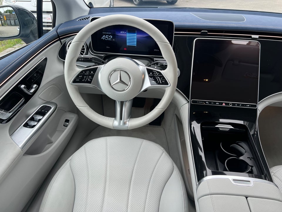 Mercedes EQE350 AMG Line 4d