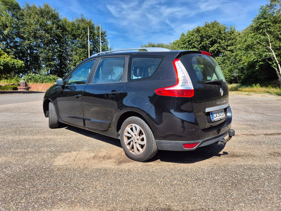 Renault Grand Scenic III 1,2 TCe 130 Paris 7prs 5d