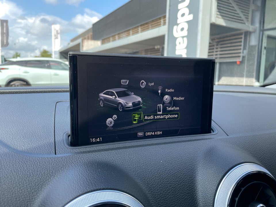 Audi A3 35 TFSi Sport 4d