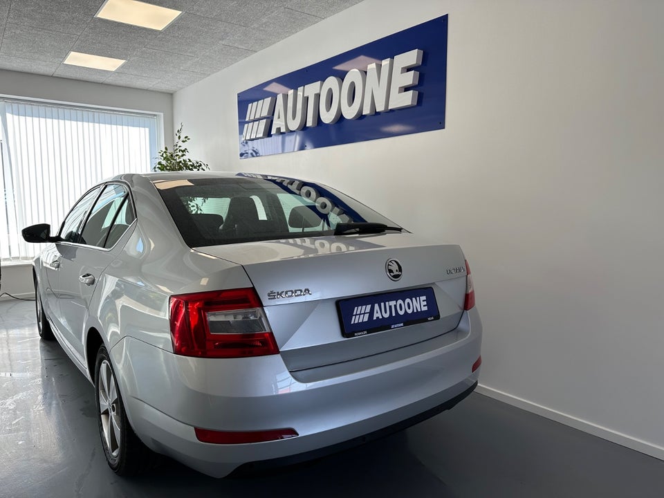 Skoda Octavia 1,4 TSi 140 Elegance DSG 5d