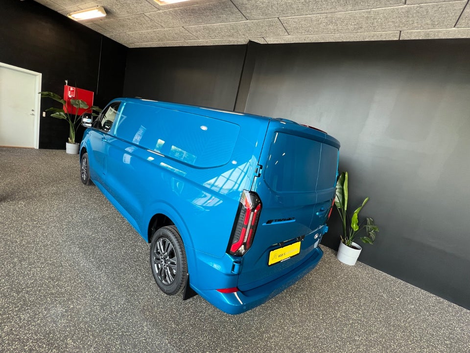 Ford E-Transit Custom 340L 64 Limited