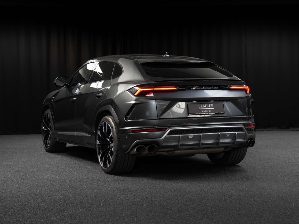 Lamborghini Urus 4,0  5d