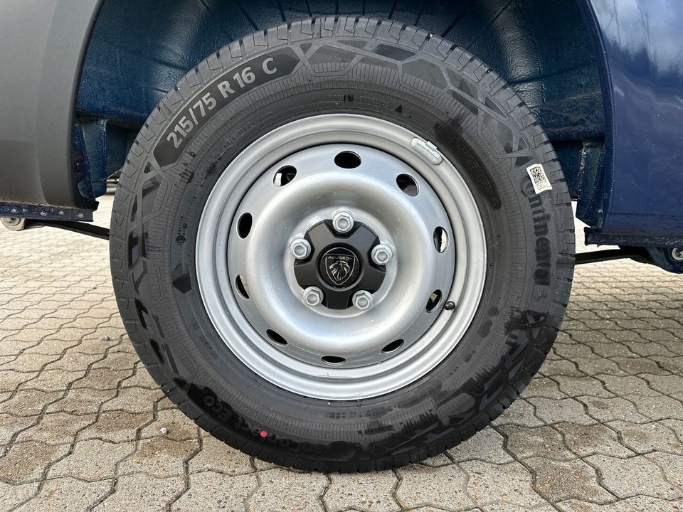 Peugeot Boxer 335 2,2 BlueHDi 180 L2H2 Premium EAT8