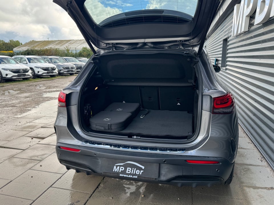 Mercedes EQA300 AMG Line 4Matic 5d
