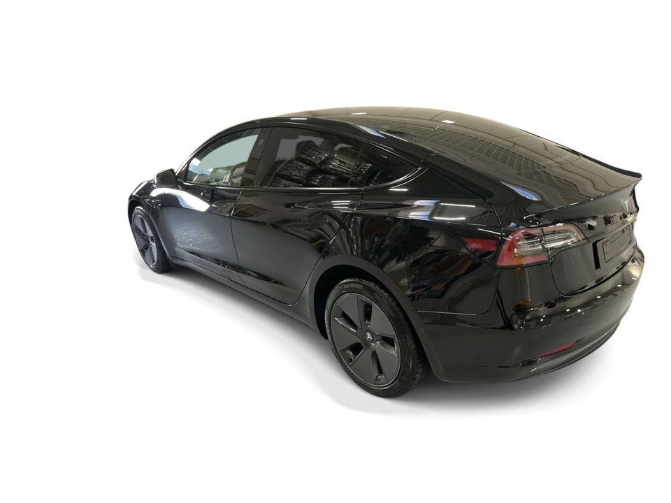 Tesla Model 3 RWD 4d