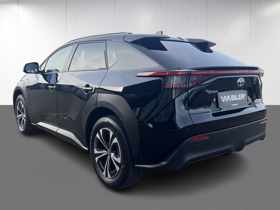 Toyota bZ4X Active 5d