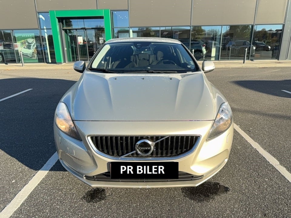 Volvo V40 2,0 D2 120 Kinetic Eco 5d