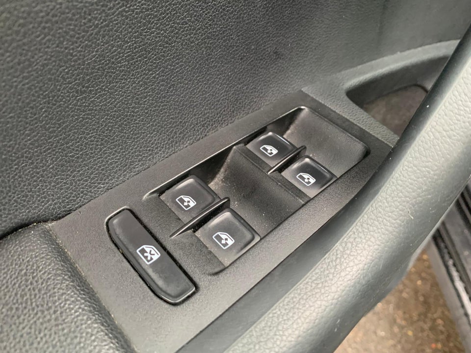 Skoda Octavia 2,0 TDi 150 Ambition Combi DSG 5d